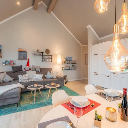 Premium Penthouse Lopiloft, Am Alten Deich 12 5 * دانغاست