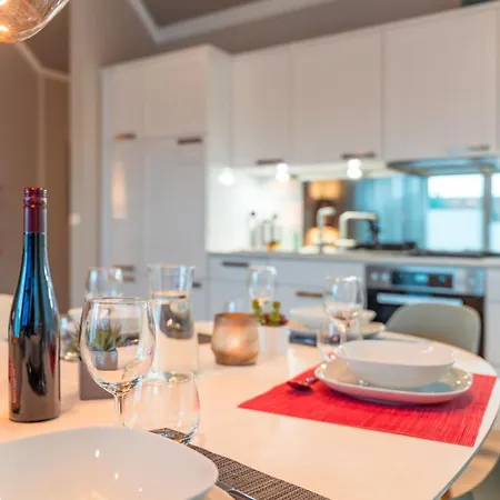 Premium Penthouse Lopiloft, Am Alten Deich 12 5 شقة دانغاست